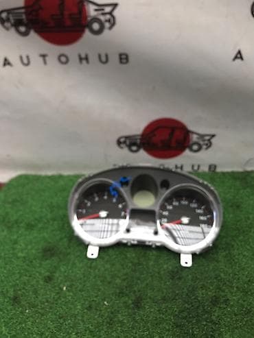 Щиток приборов Nissan at lalafo.kg Щиток приборов Nissan