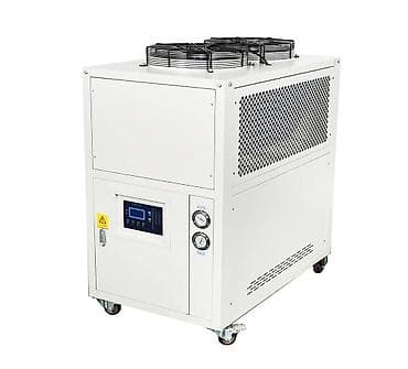 Чиллер (холодильная машина, для охлаждения жидкости) Оснащён защитой at lalafo.kg Чиллер (холодильная машина, для охлаждения жидкости) Оснащён защитой