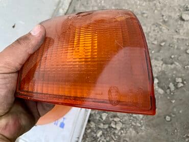 Левый поворотник Volkswagen 1991 г., Б/у, Оригинал at lalafo.kg Левый поворотник Volkswagen 1991 г., Б/у, Оригинал