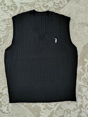 Школьная форма, цвет - Черный at lalafo.kg Школьная форма, цвет - Черный