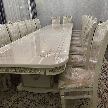 Столовый гарнитур в классическом стиле. - Большой овальный стол с at lalafo.kg Столовый гарнитур в классическом стиле. - Большой овальный стол с