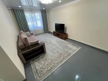 Үй, 81 м², 4 бөлмө, Менчик ээси, Косметикалык оңдоо